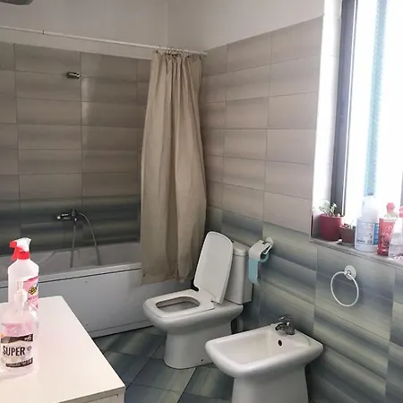 Accommodatie bij particulieren - Vatra E Lagjes By Payman Club Tirana
